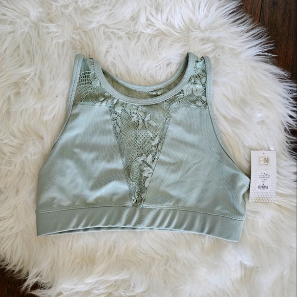 NWT Fashion Nova Sage Sports Bra SZ M - Picture 1 of 6